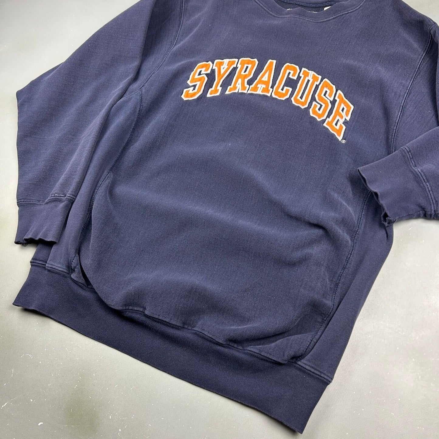 VINTAGE 90s | Syracuse Arch Logo Reverse Weave Crewneck Sweater sz L Adult