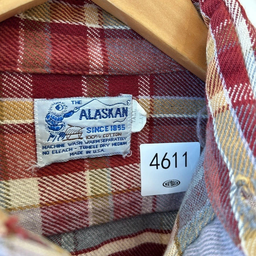 ALASKAN | 1960s - 70s Plaid Flannel Vintage Cotton Button Down Shirt sz L