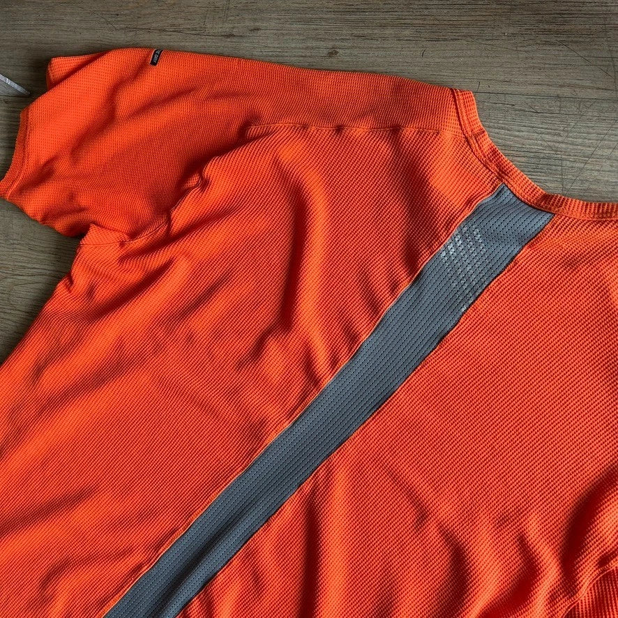 NIKE | Sphere Dry Striped Y2k Jersey T-Shirt sz L