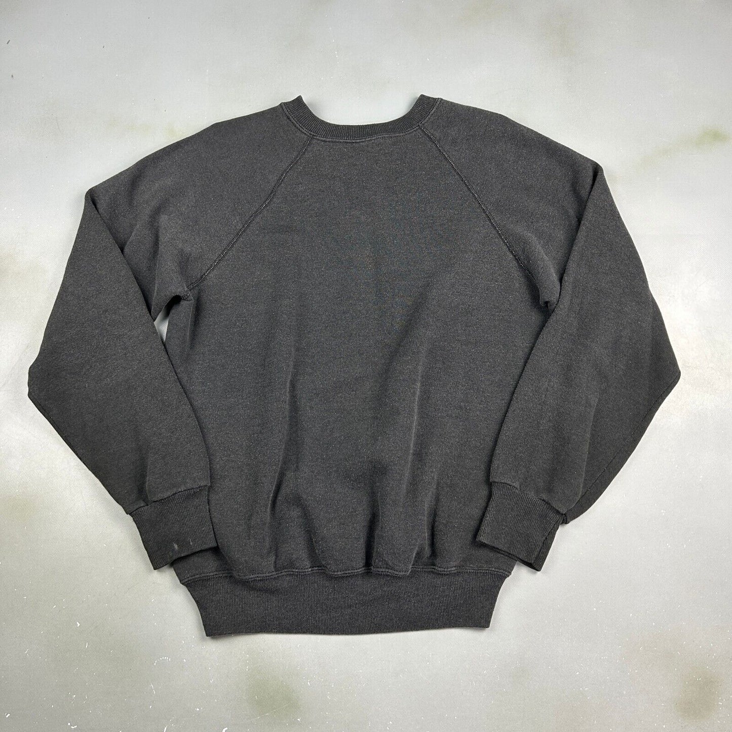 VINTAGE 90s Blank Faded Black Lee Midweight Crewneck Sweater sz Small Adult