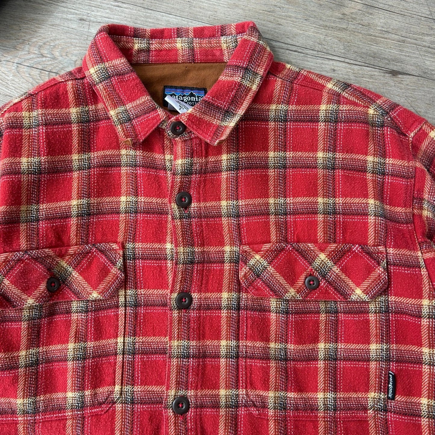 VINTAGE | Patagonia Organic Cotton Plaid Flannel Button Down Shirt sz S/M