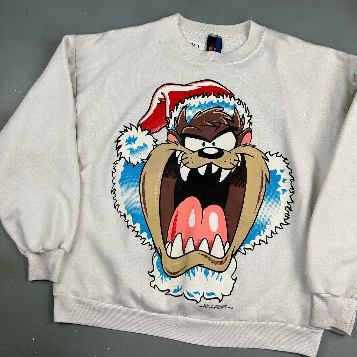 VINTAGE 90s TAZ Big Face Christmas White Crewneck Sweater sz Large Adult