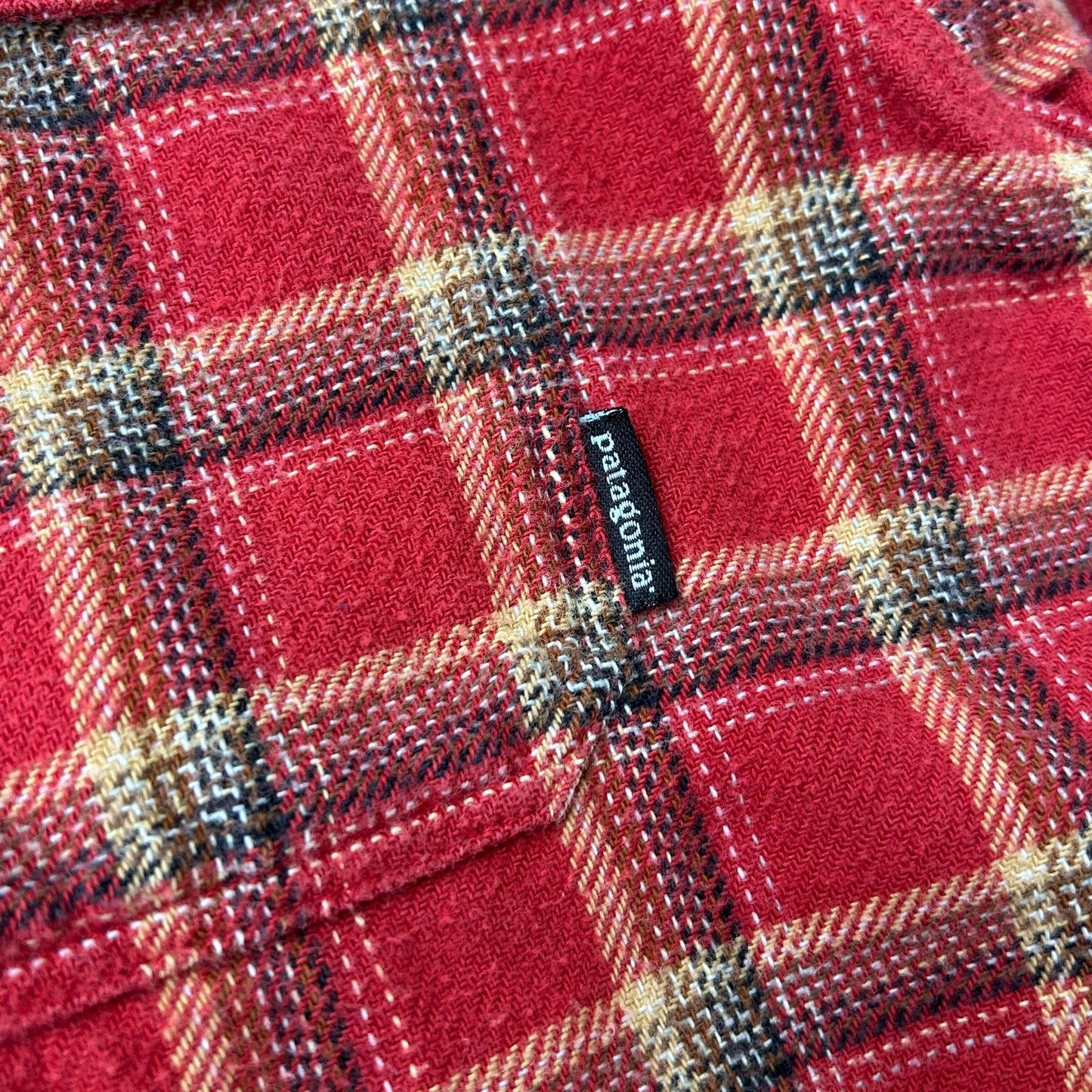 VINTAGE | Patagonia Organic Cotton Plaid Flannel Button Down Shirt sz S/M