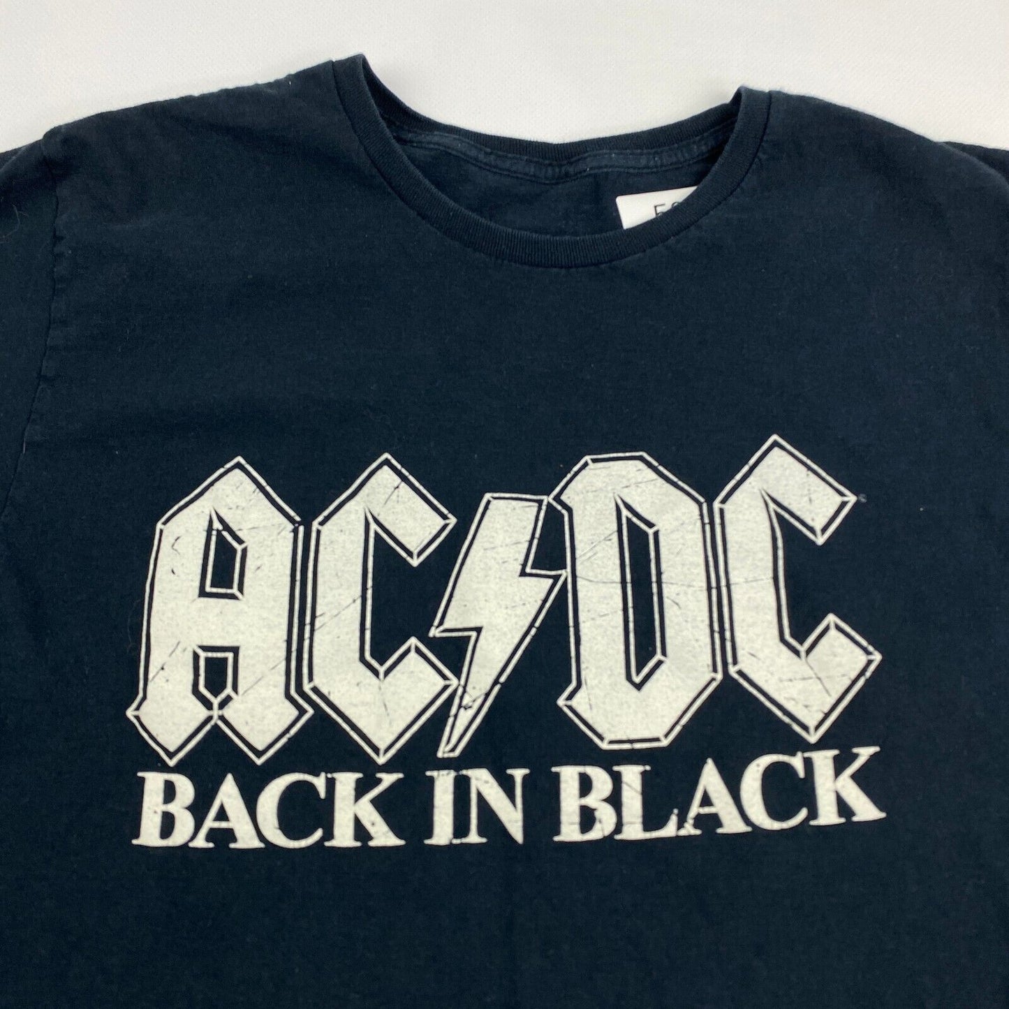 VINTAGE ACDC Back In Black Band T-Shirt sz Medium Men