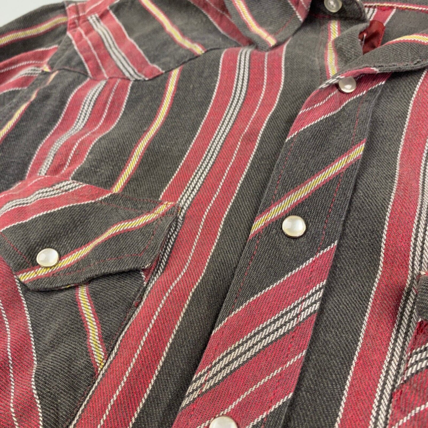VINTAGE 90s Wrangler Striped Pearl Snap Western Shirt sz Medium Adult