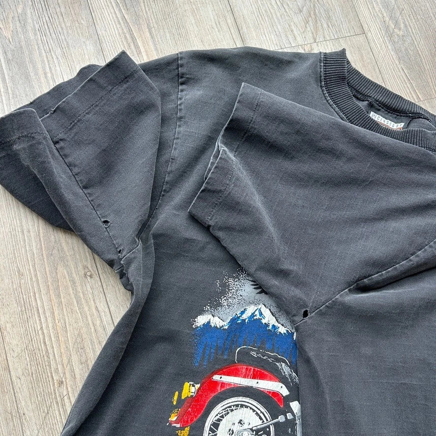 VINTAGE 90s | Harley Davidson Heritage Softail Canada Faded Biker T-Shirt sz M/L