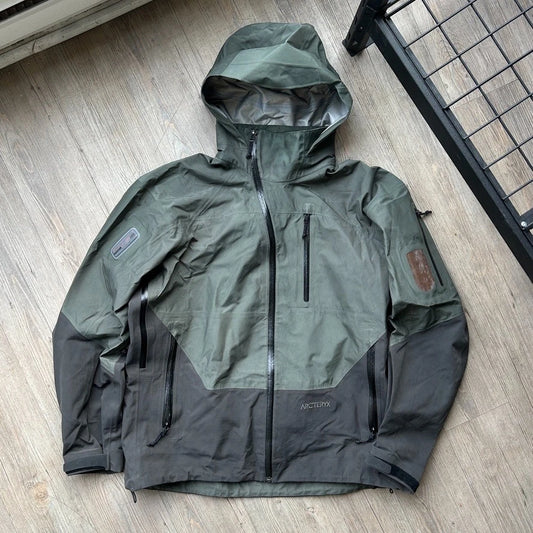 VINTAGE | Arc'teryx Sidewinder SV Gore-Tex Jacket sz L