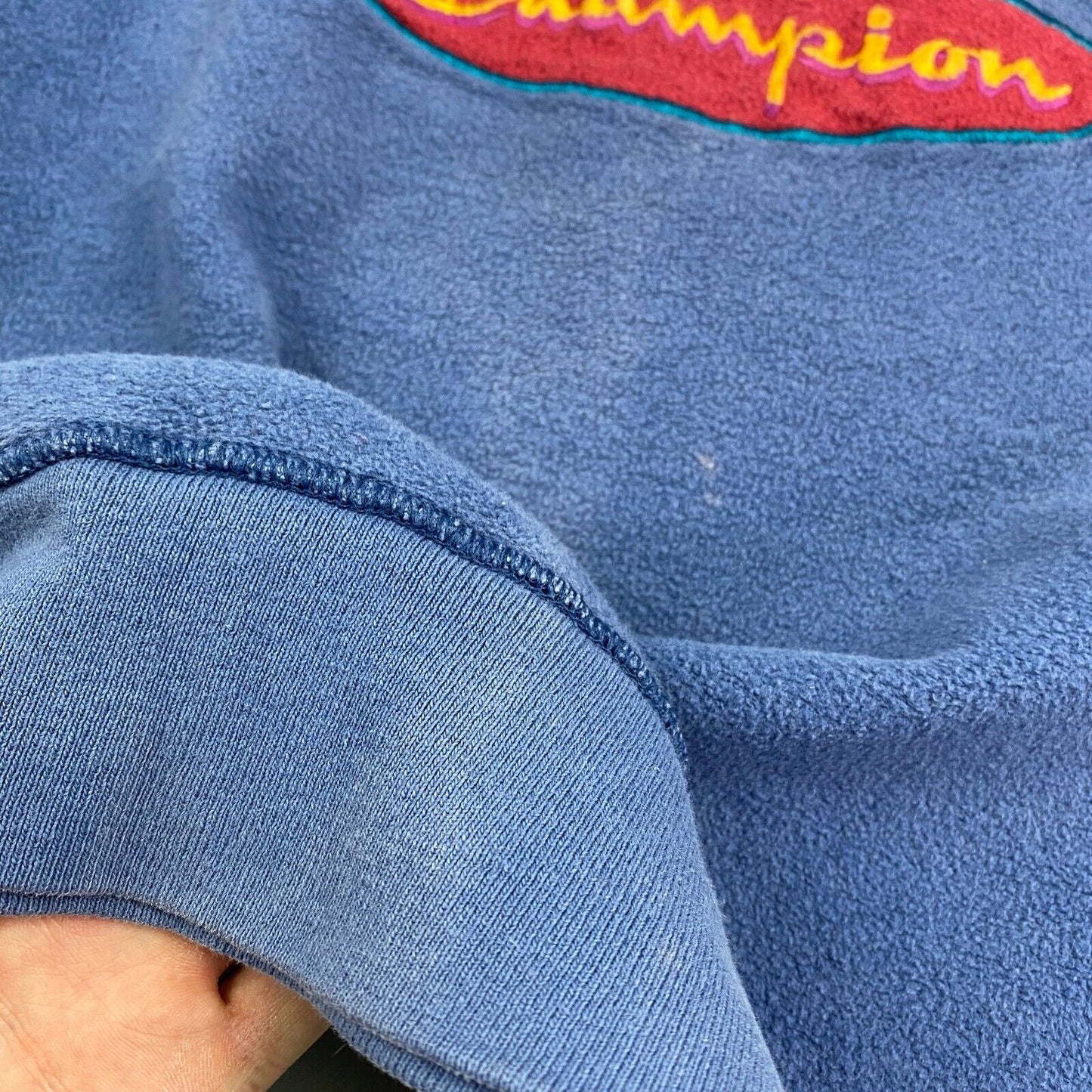 VINTAGE Champion Embroidered Logo Blue Crewneck Sweater sz Medium Men