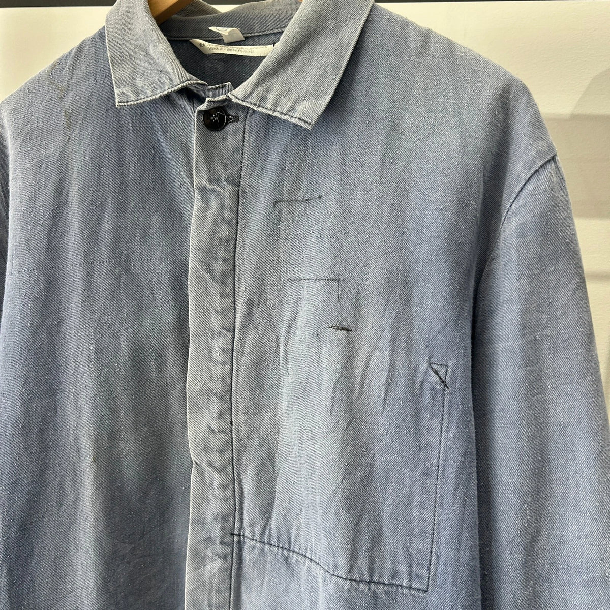 VINTAGE 1960s | French Faded Blue Workwear Chore Shirt Jacket sz 54 L