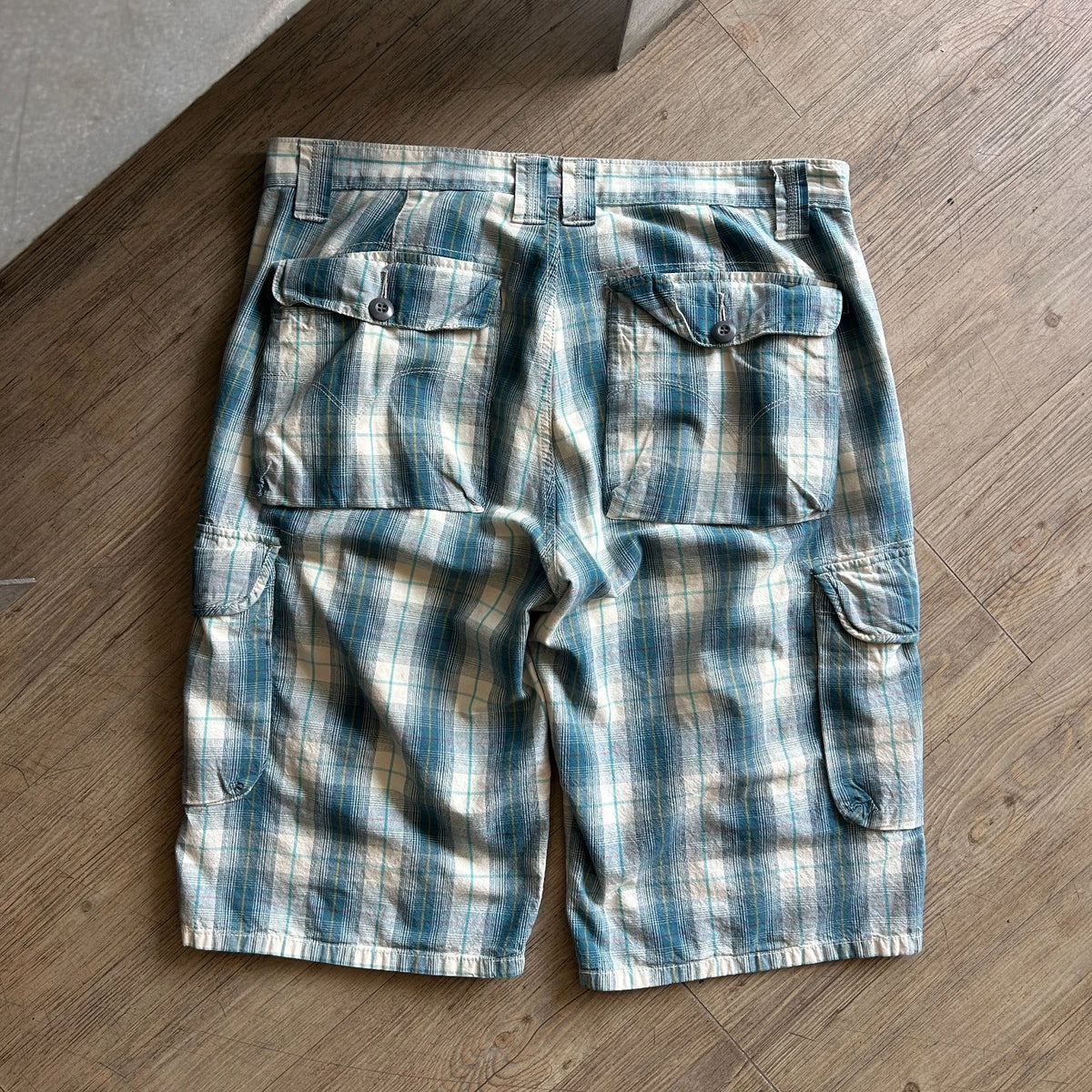 Levi's SILVERTAB | Plaid Loose Fit Vintage Y2K Cargo Shorts sz W35