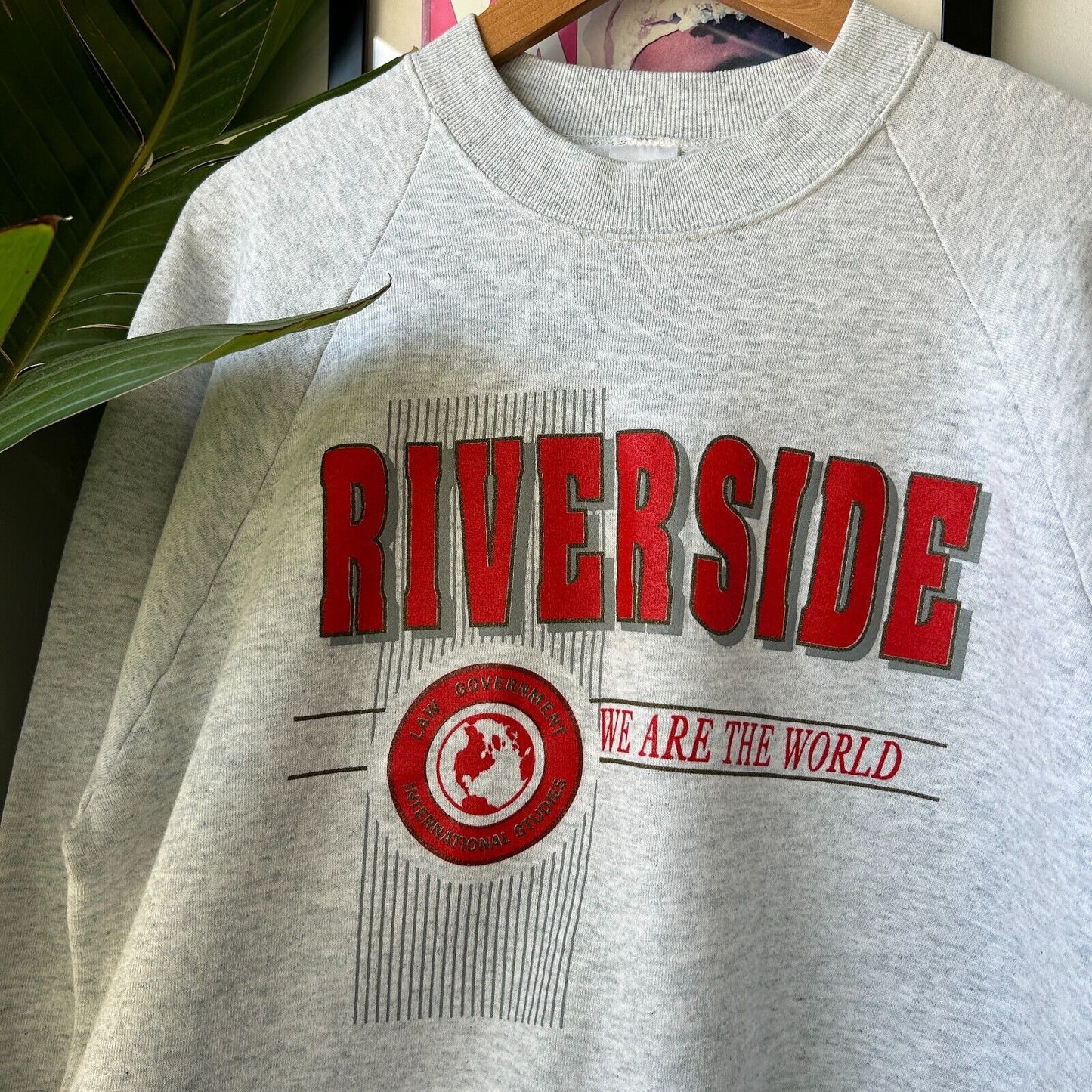 VINTAGE 90s | Riverside Law Collegiate Sweater sz XL Adult