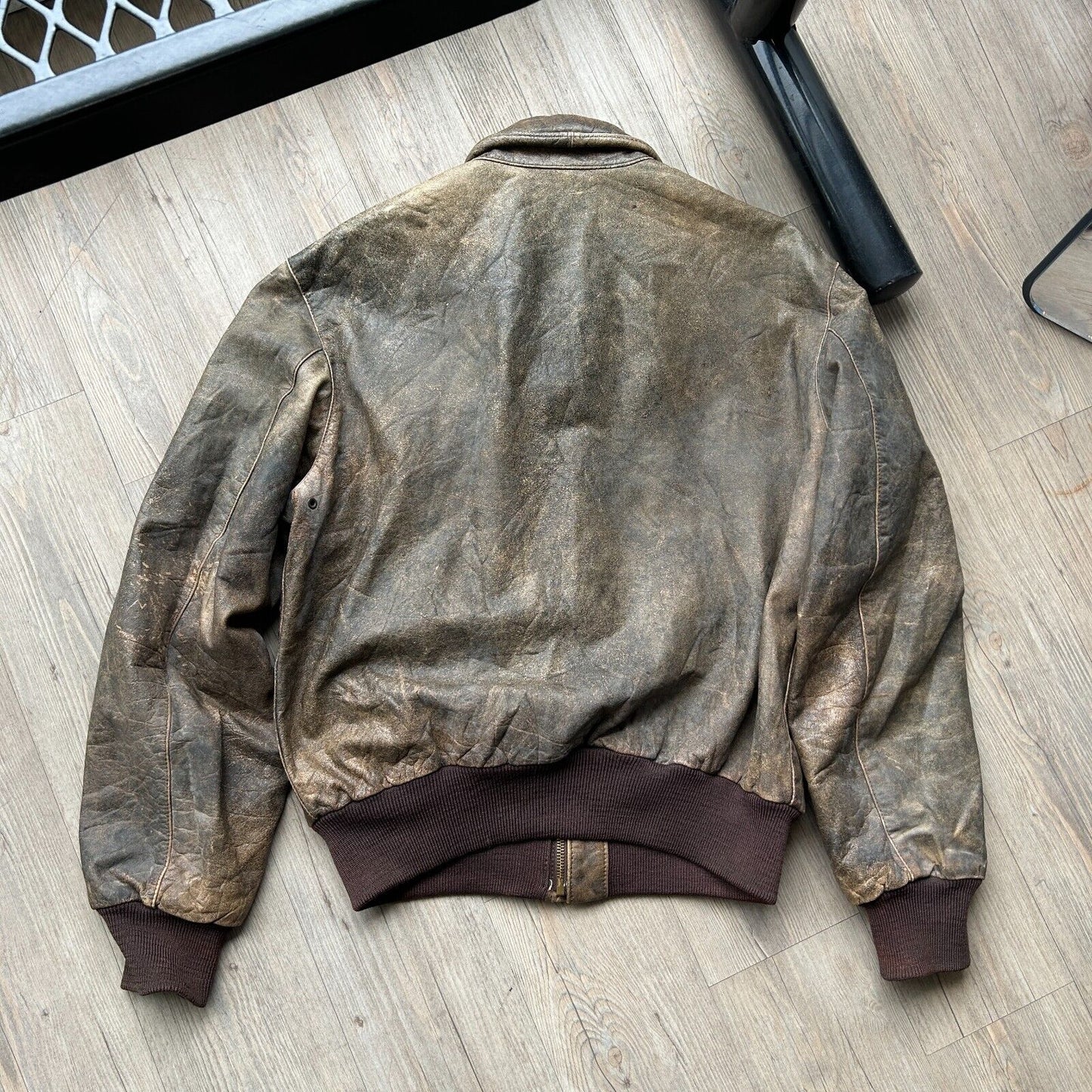 VINTAGE | Banana Republic A2 Flight Leather Bomber Jacket sz 44 M/L