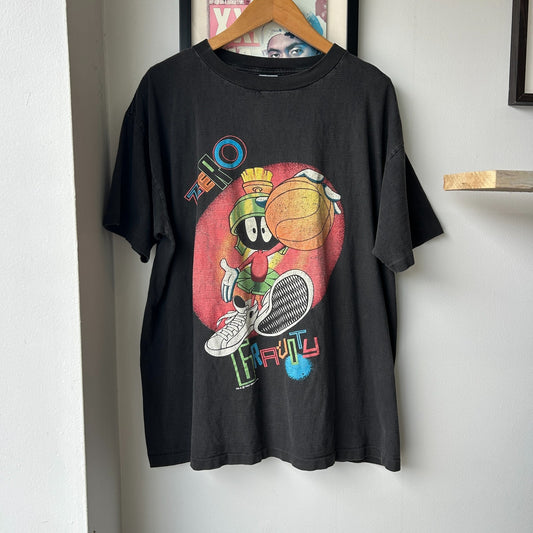 VINTAGE 1993 | Marvin The Martian Zero Gravity Faded Basketball T-Shirt sz XL