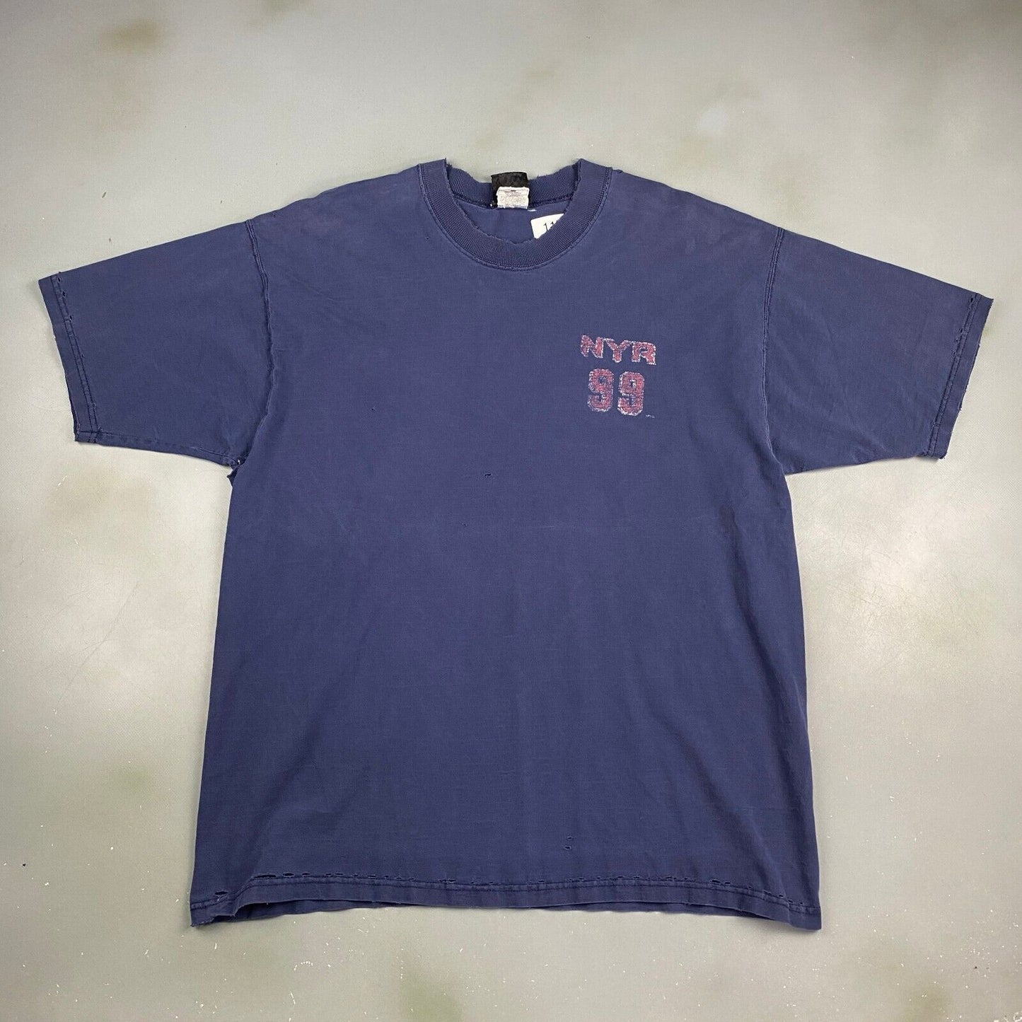 VINTAGE 90s NY Rangers Wayne Gretzky #99 Distressed Hockey T-Shirt sz XL Adult