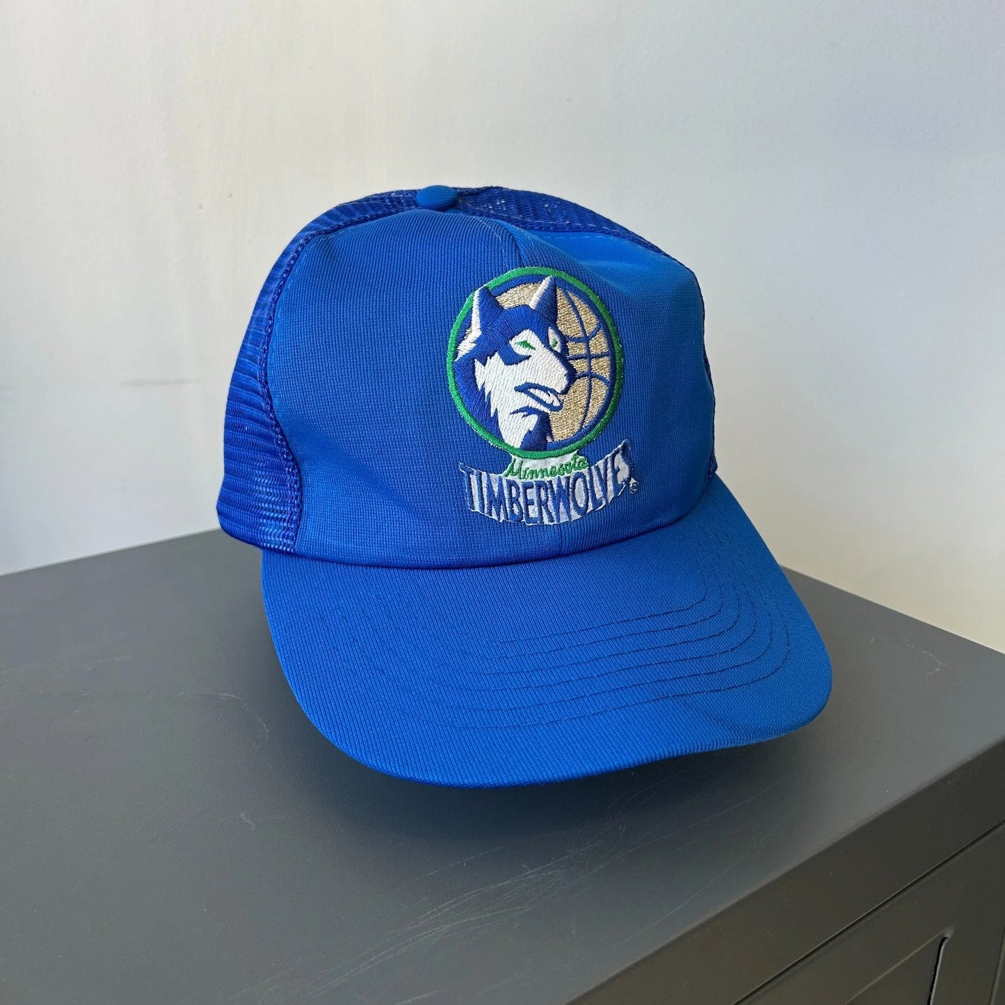 VINTAGE 90s | Minnesota Timberwolves NBA Mesh Trucker Snapback Hat sz OS
