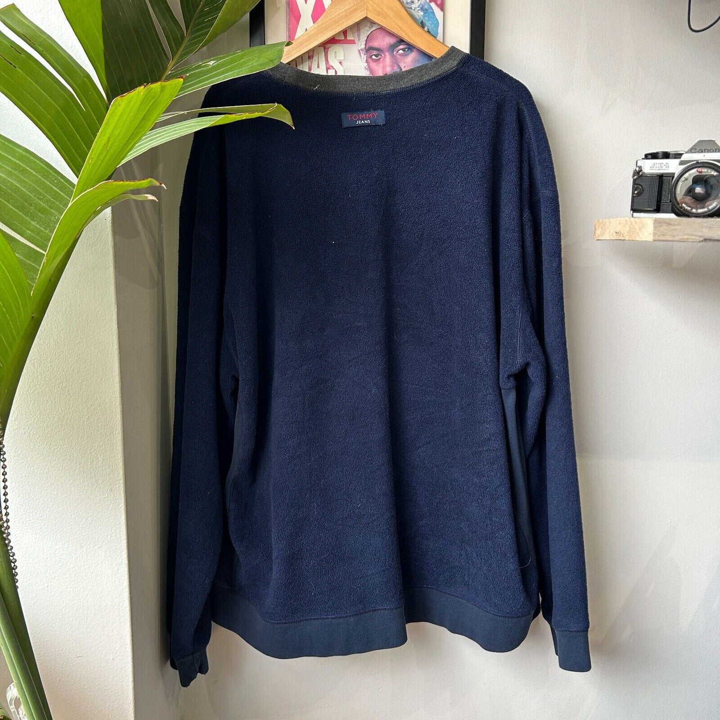VINTAGE | Tommy Hilfiger Fleece Crewneck Tommy Jeans Sweater sz XL Adult