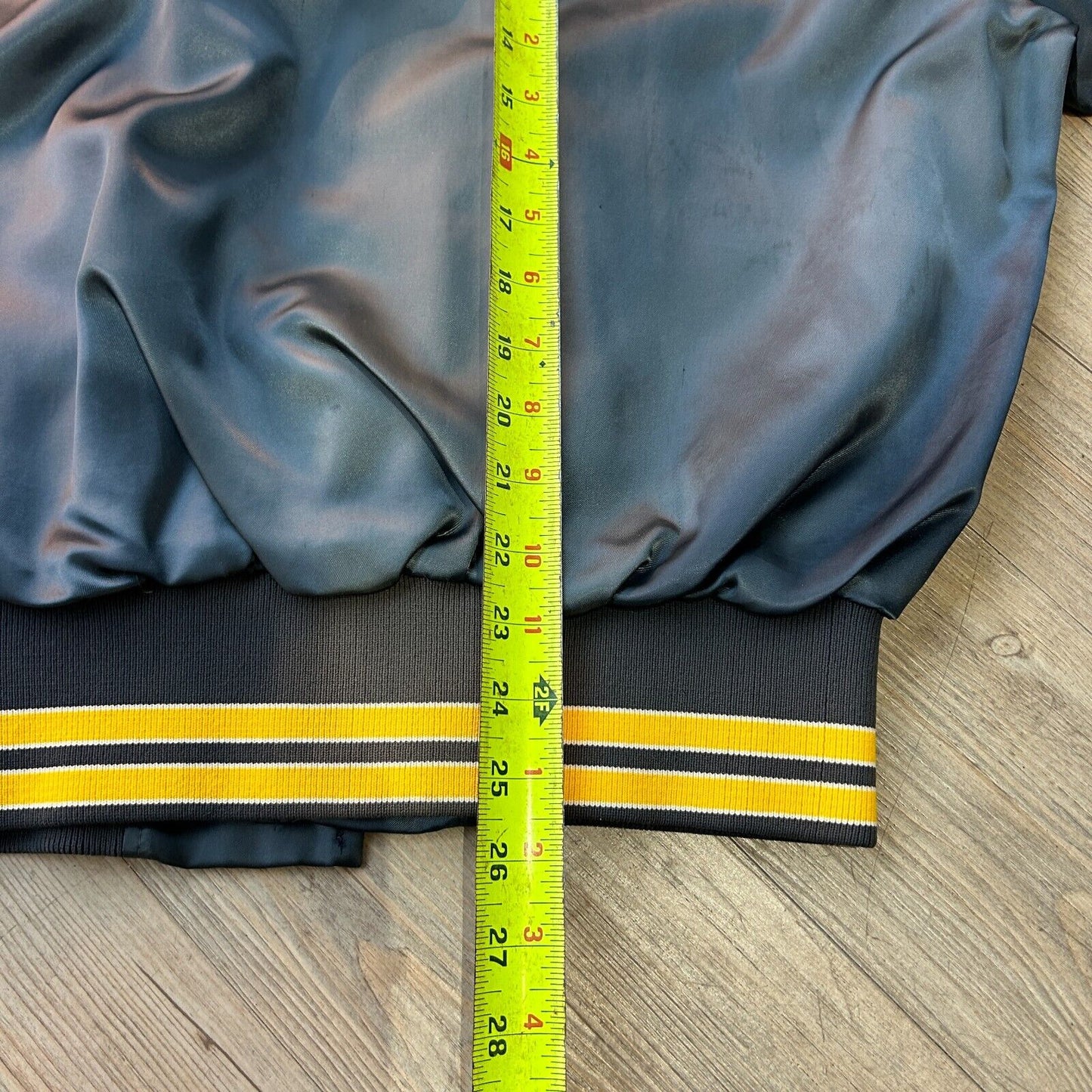 VINTAGE 90s | GoodYear Auto Body Nylon Button Snap Jacket sz M Adult