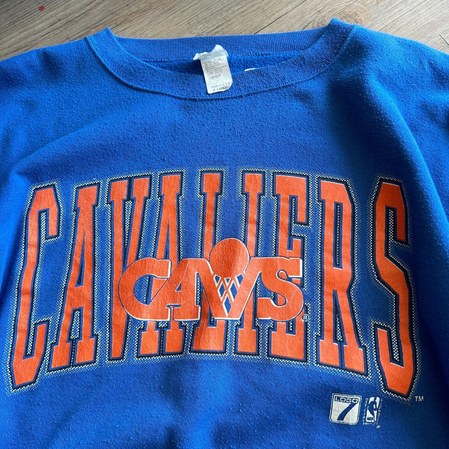 VINTAGE 90s | Cleveland Cavaliers Basketball Crew Sweater sz M