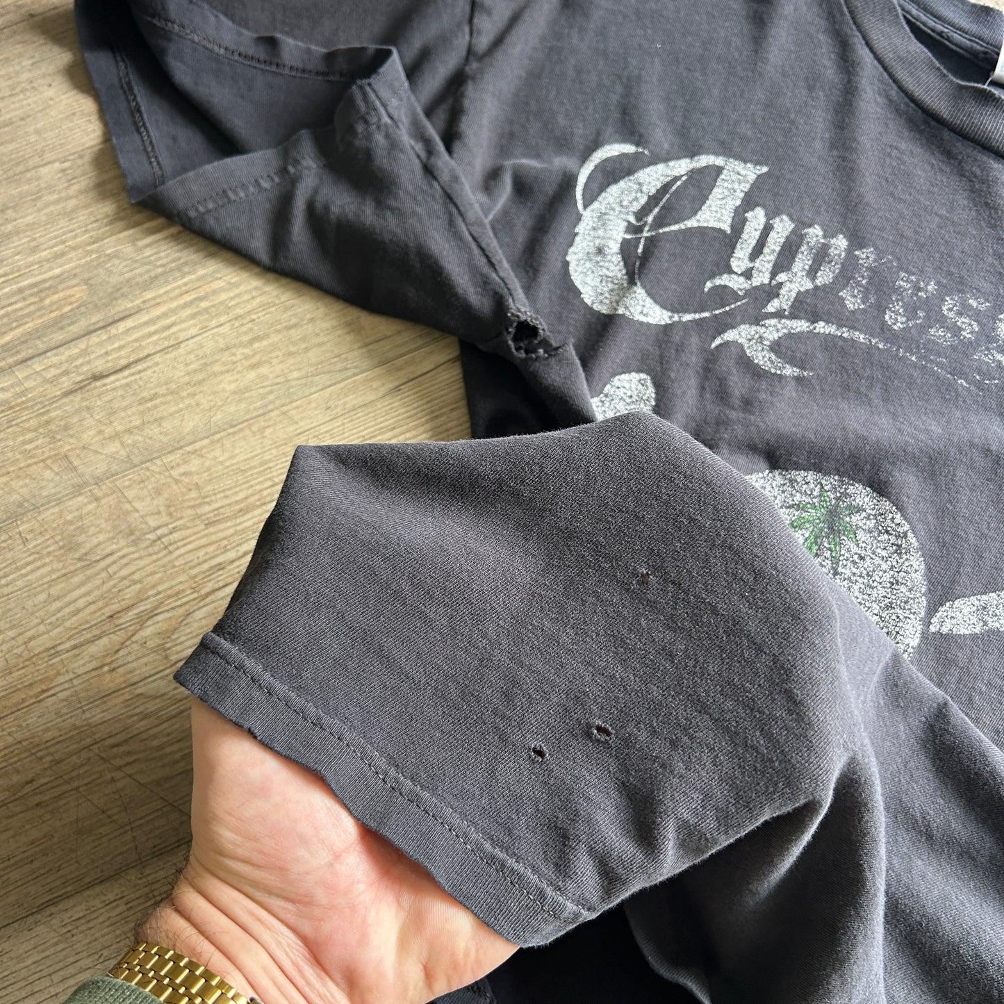 VINTAGE | Cypress Hill Thrashed Rap T-Shirt sz L