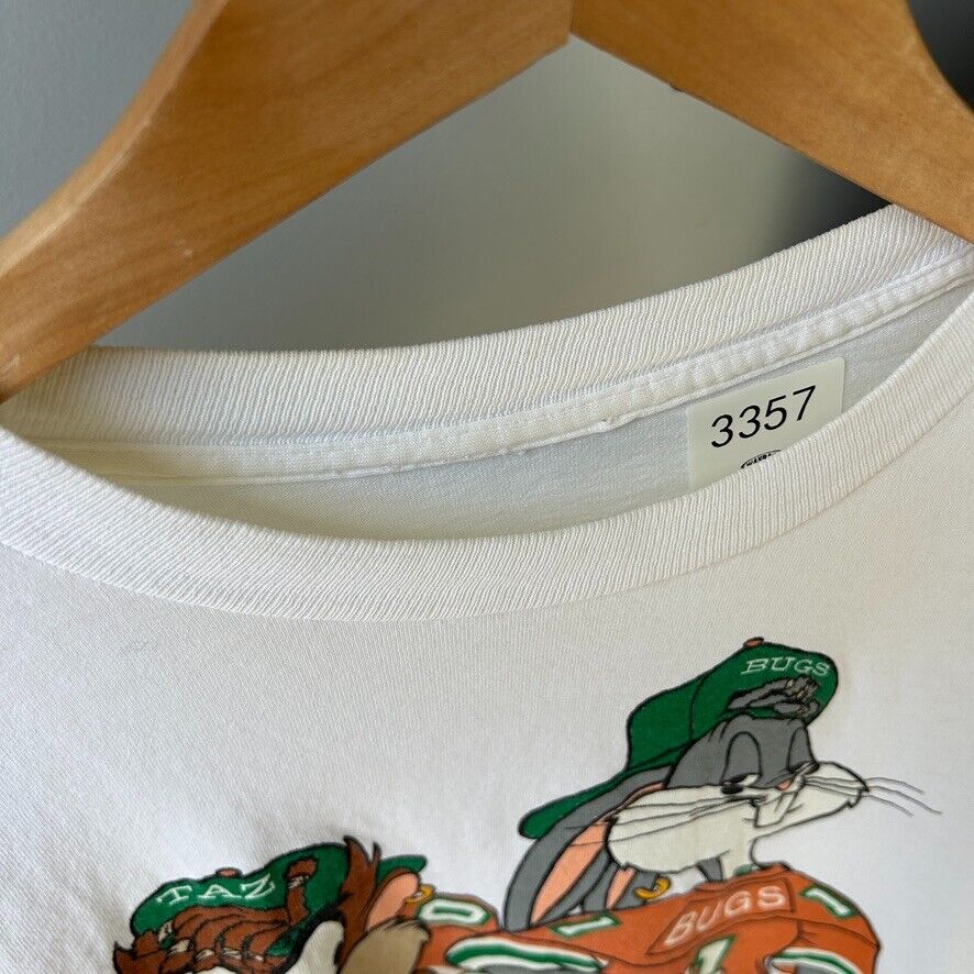 VINTAGE 90s | Miami Hurricanes Bugs & Taz Cartoon T-Shirt sz M