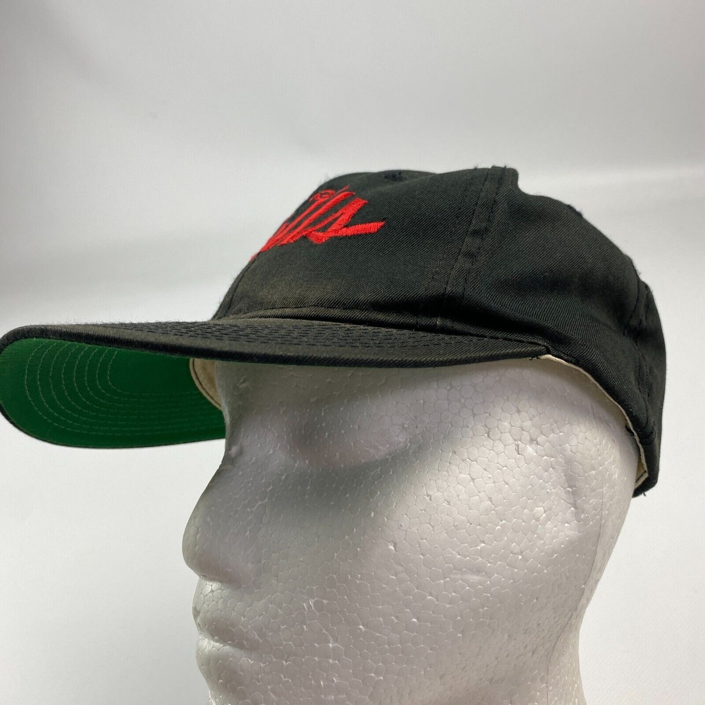 VINTAGE 90s Chicago Bulls Single Line Script Sports Specialties Snapback Hat OS