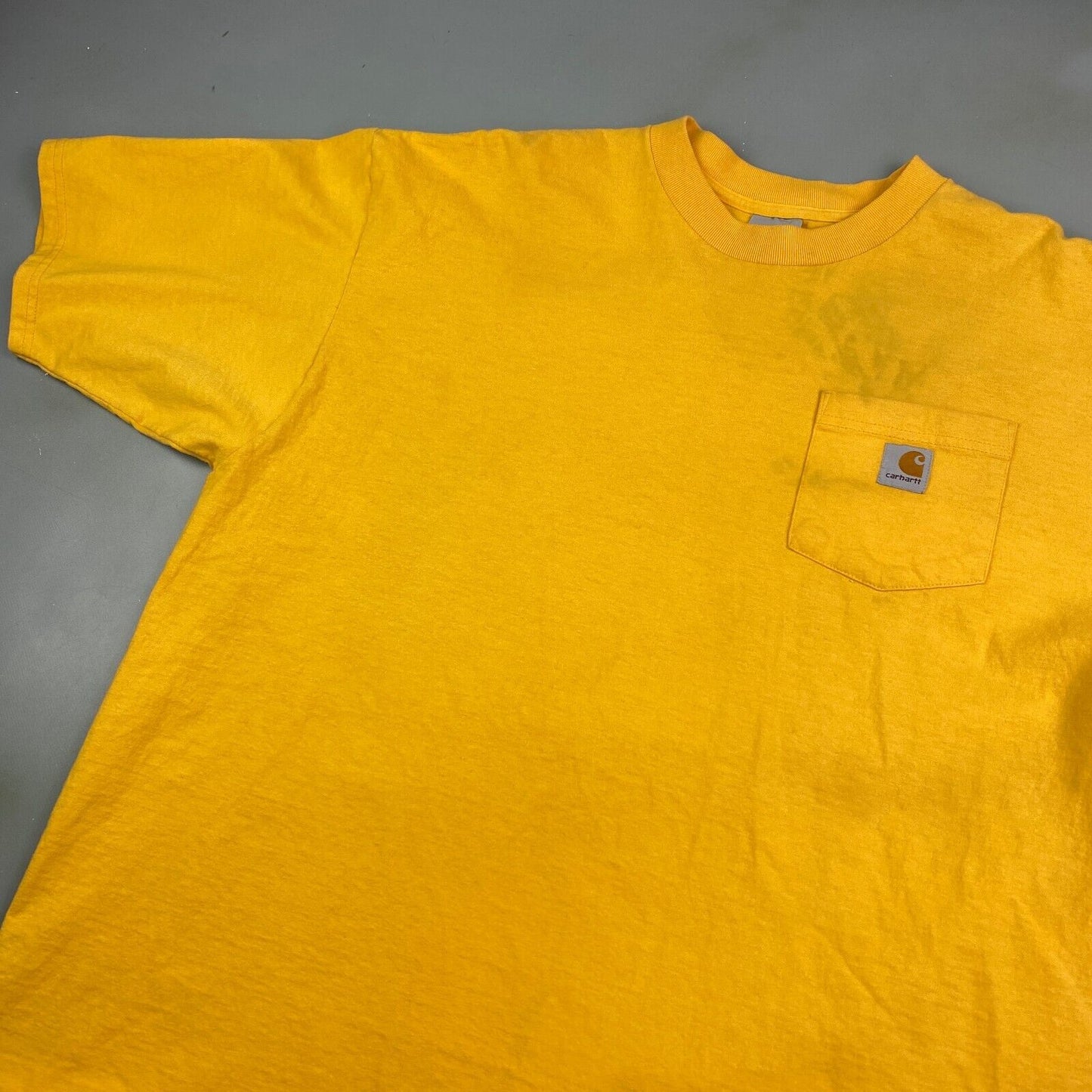 VINTAGE Carhartt Sm Logo Yellow Pocket T-Shirt sz XL Men