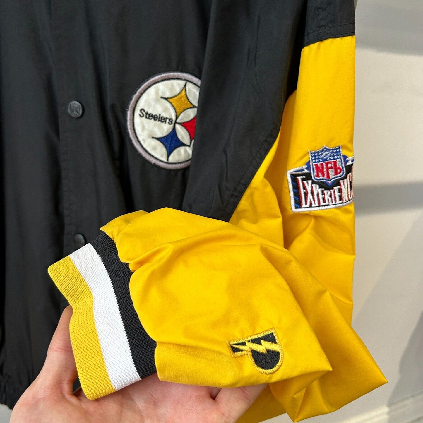 VINTAGE 90s | Pittsburgh Steelers NFL Button Snap Pro Player Jacket sz XL Adult