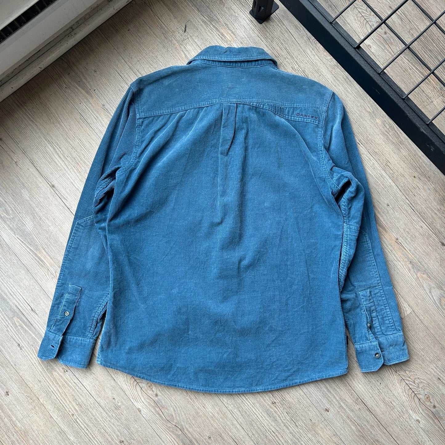 OAKLEY | Technical Corduroy Western Button Down Shirt sz M/L