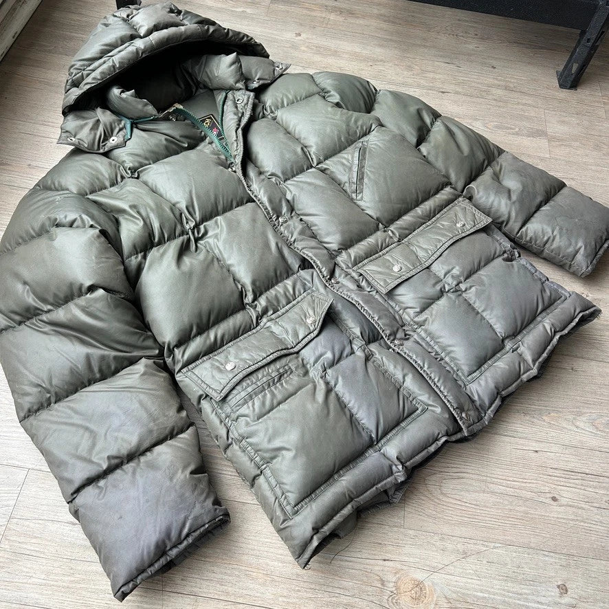 VINTAGE 70s 80s | Swan Brand Faded Olive Mountaineering Down Jacket sz L