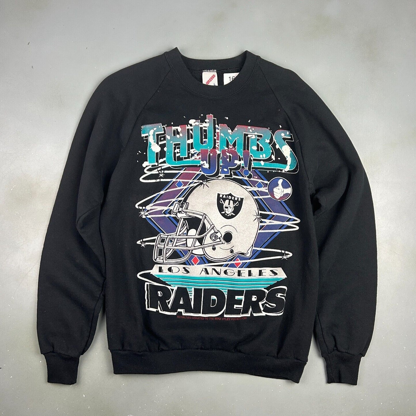 VINTAGE 80s-90s | LA RAIDERS NFL Football Helmet Crewneck Sweater sz L Adult