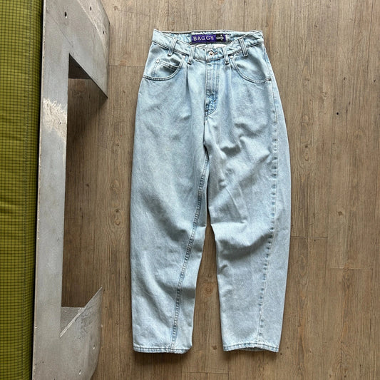 VINTAGE 90s | Levi's SilverTab Baggy Tapper Light Wash Denim Jeans Pants W28 L30