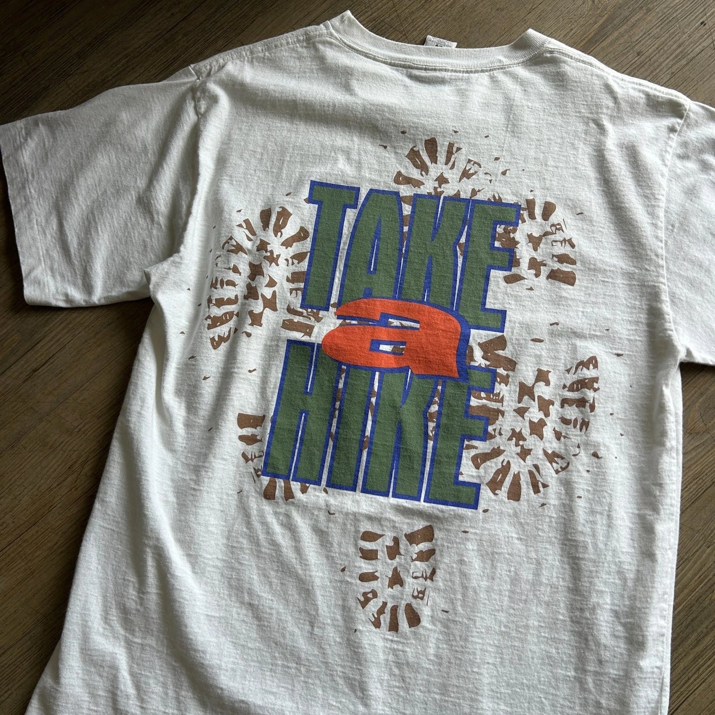 VINTAGE 90s | Take A Hike Boot Prints Columbia Sportswear T-Shirt sz L