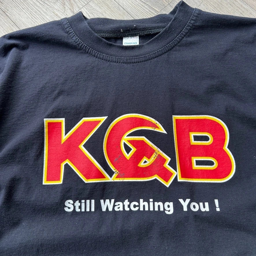VINTAGE | KGB Still Watching You T-Shirt sz L