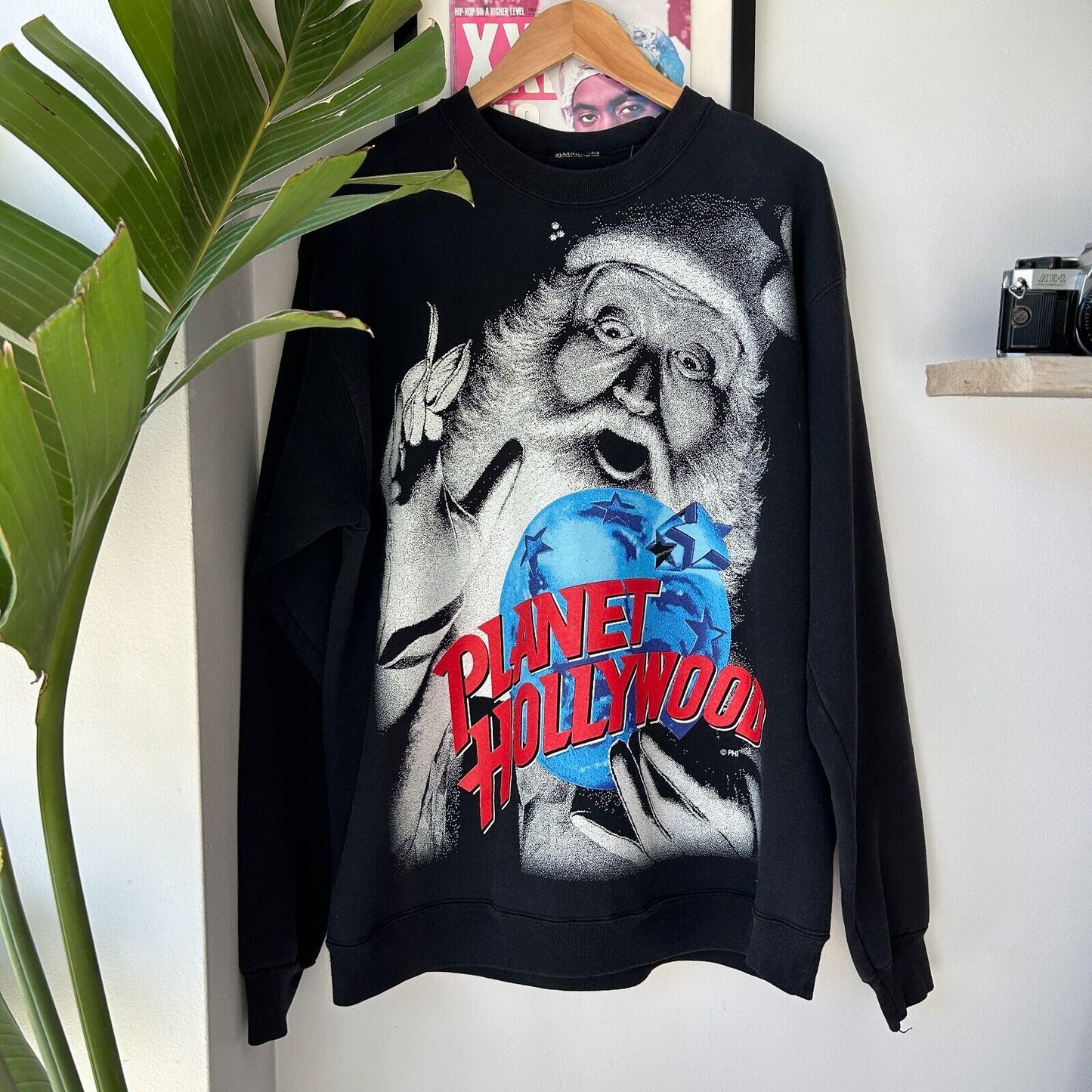 VINTAGE 90s | Planet Hollywood Huge Graphic Crewneck Sweater sz L Adult