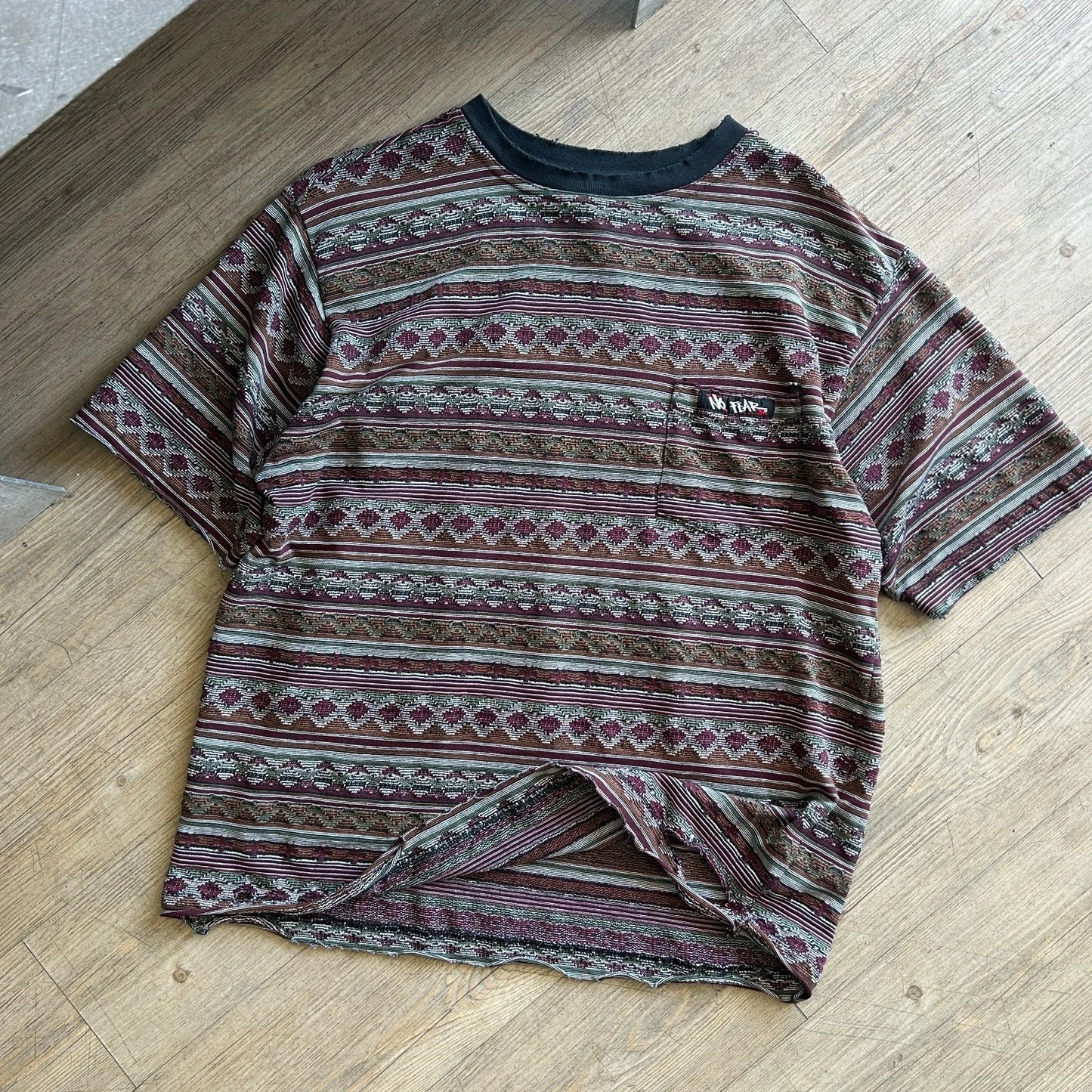 VINTAGE 90s | No Fear Textured Striped Thrashed Surf Skate T-Shirt sz L