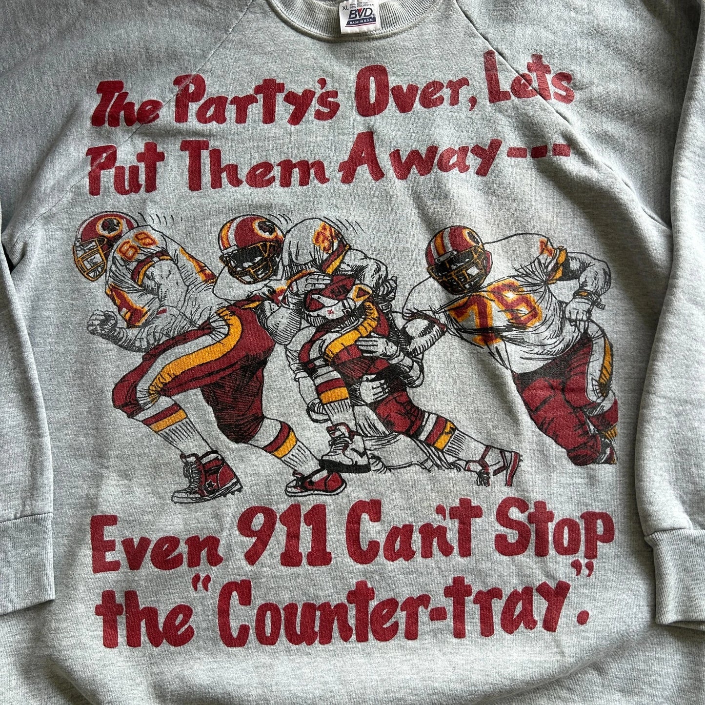VINTAGE 90s | Counter-Tray Football Play Illustrated Art Crewneck Sweater sz L