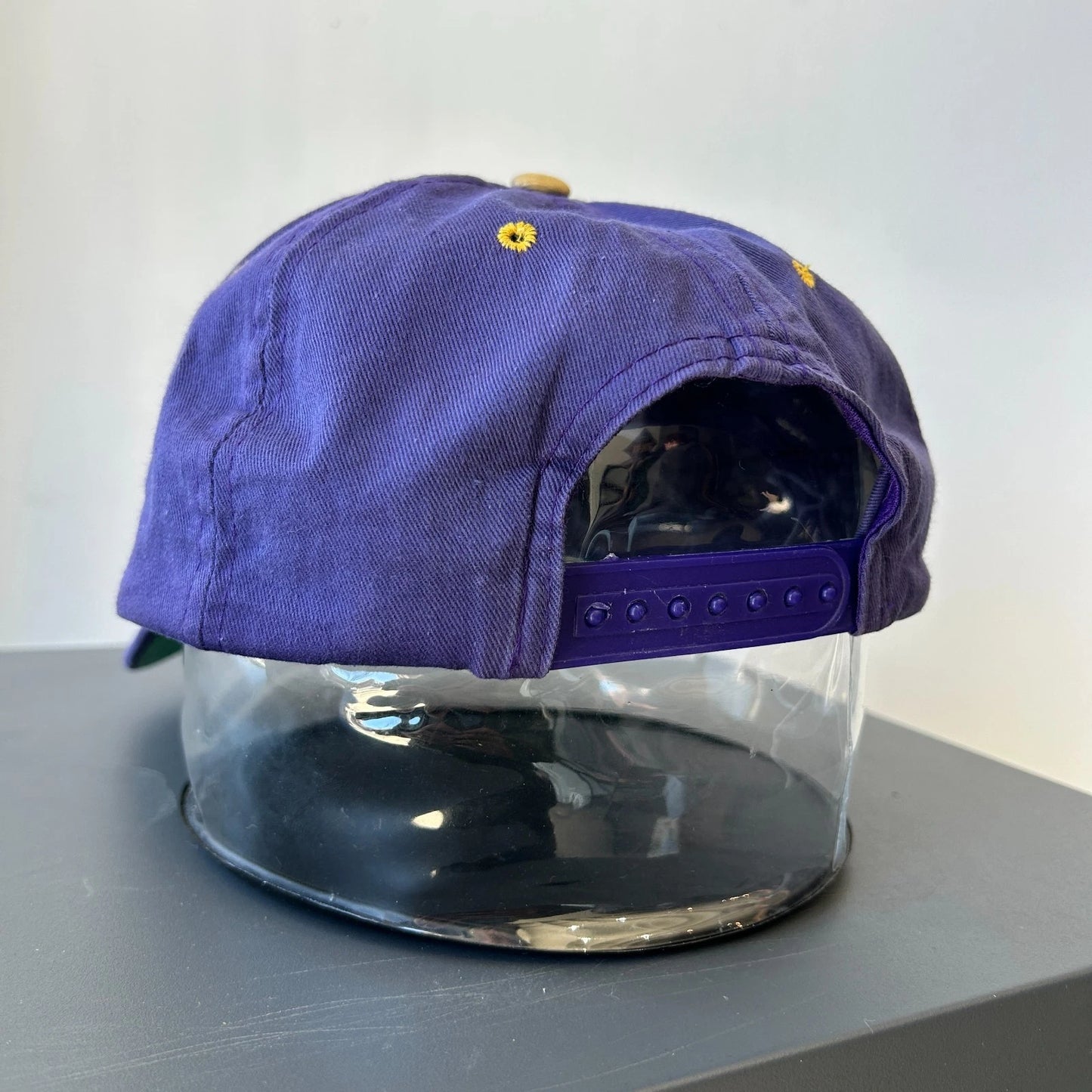 VINTAGE 90s | Los Angeles Lakers Faded Purple NBA Snapback Hat sz OS