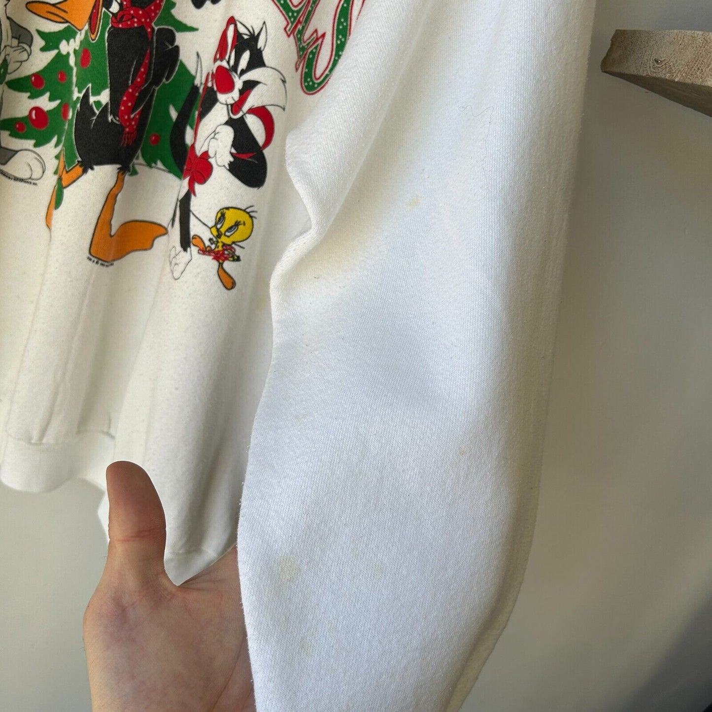 VINTAGE 90s | Duck The Halls Warner Bros Cartoon Crew Sweater sz L Adult