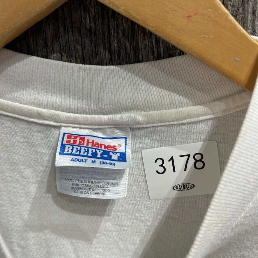 VINTAGE 90s | Hershey's Chocolate World T-Shirt sz M