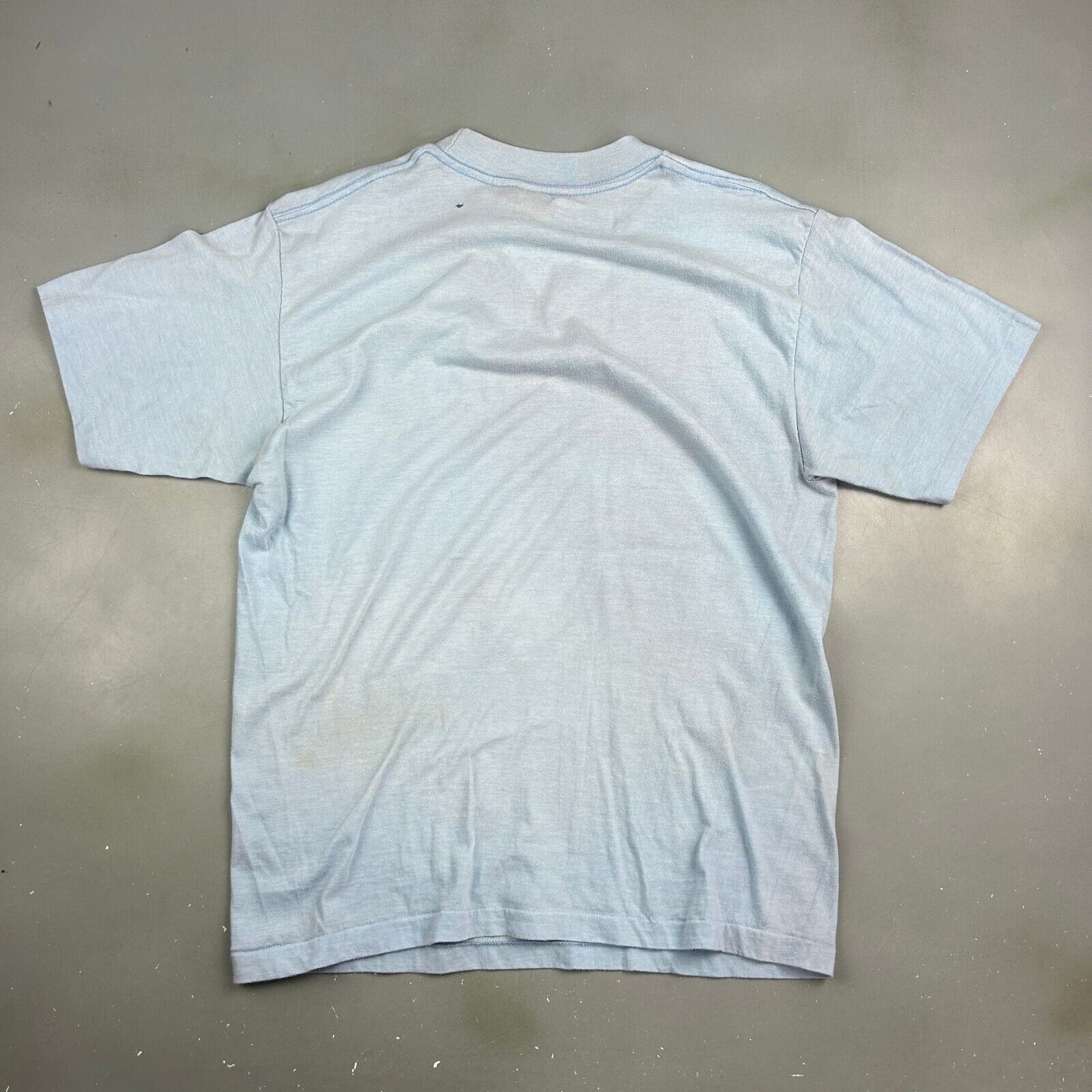 VINTAGE 70s-80s | Apple List Lite-Blue Airbrush Art T-Shirt sz M Adult