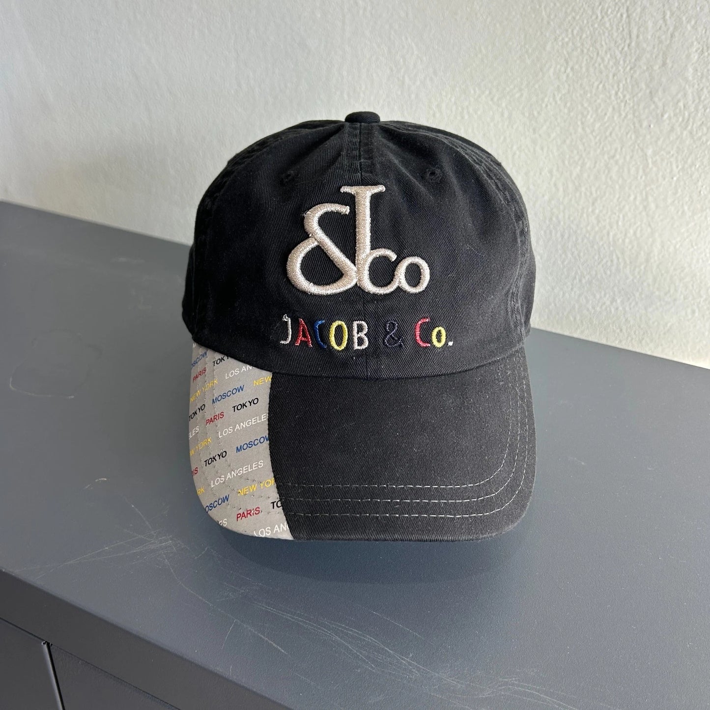 VINTAGE | Jacob & Co Jewelry Logo Reflective Brim Hat sz OS