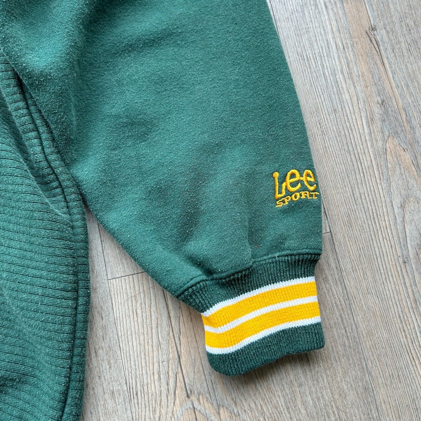 VINTAGE 90s | NFL Green Bay Packers Lee Sport Football Sweater sz L Adult