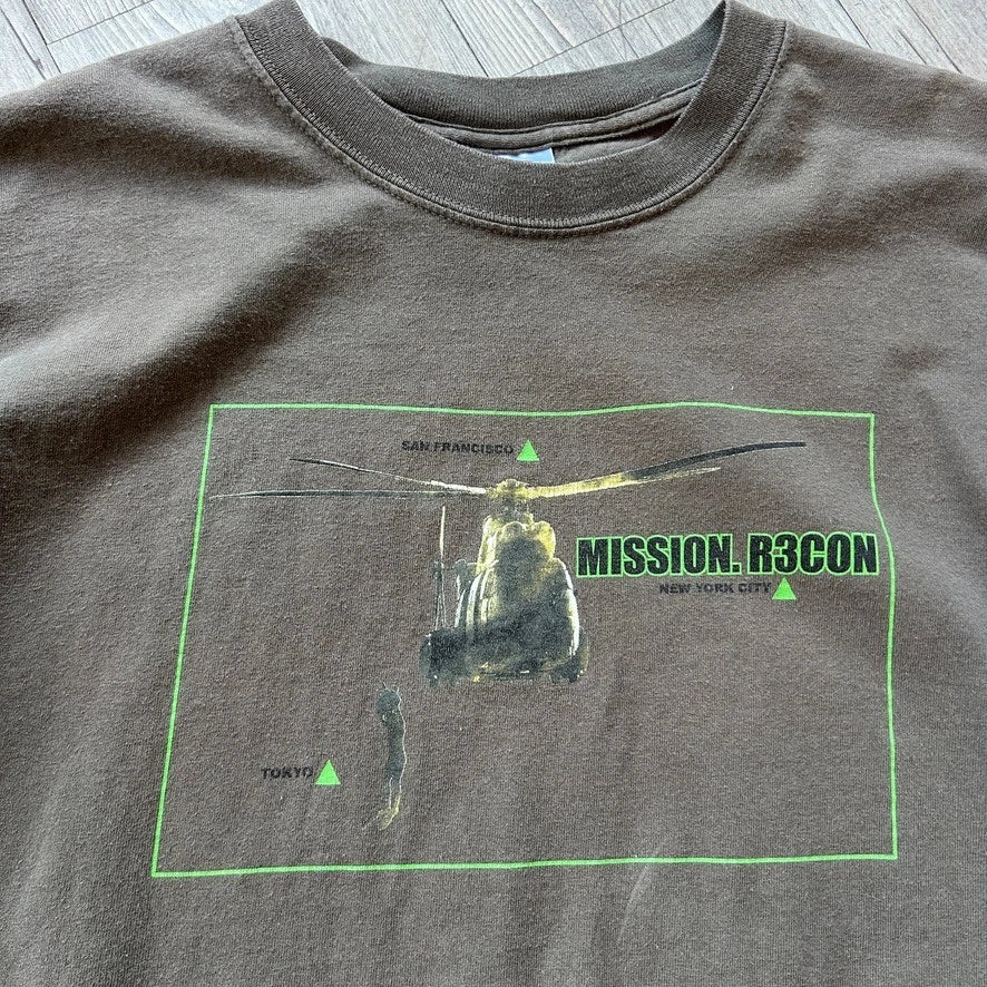 VINTAGE 2000s | Mission Recon NY-SF-TYO Stash x Futura T-Shirt sz L
