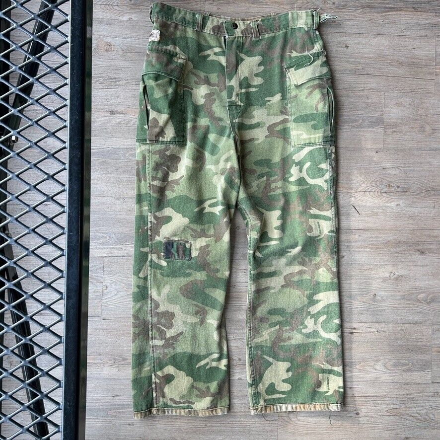 VINTAGE | Ranger Faded Camo Reversible Cargo Pants sz W33 L30