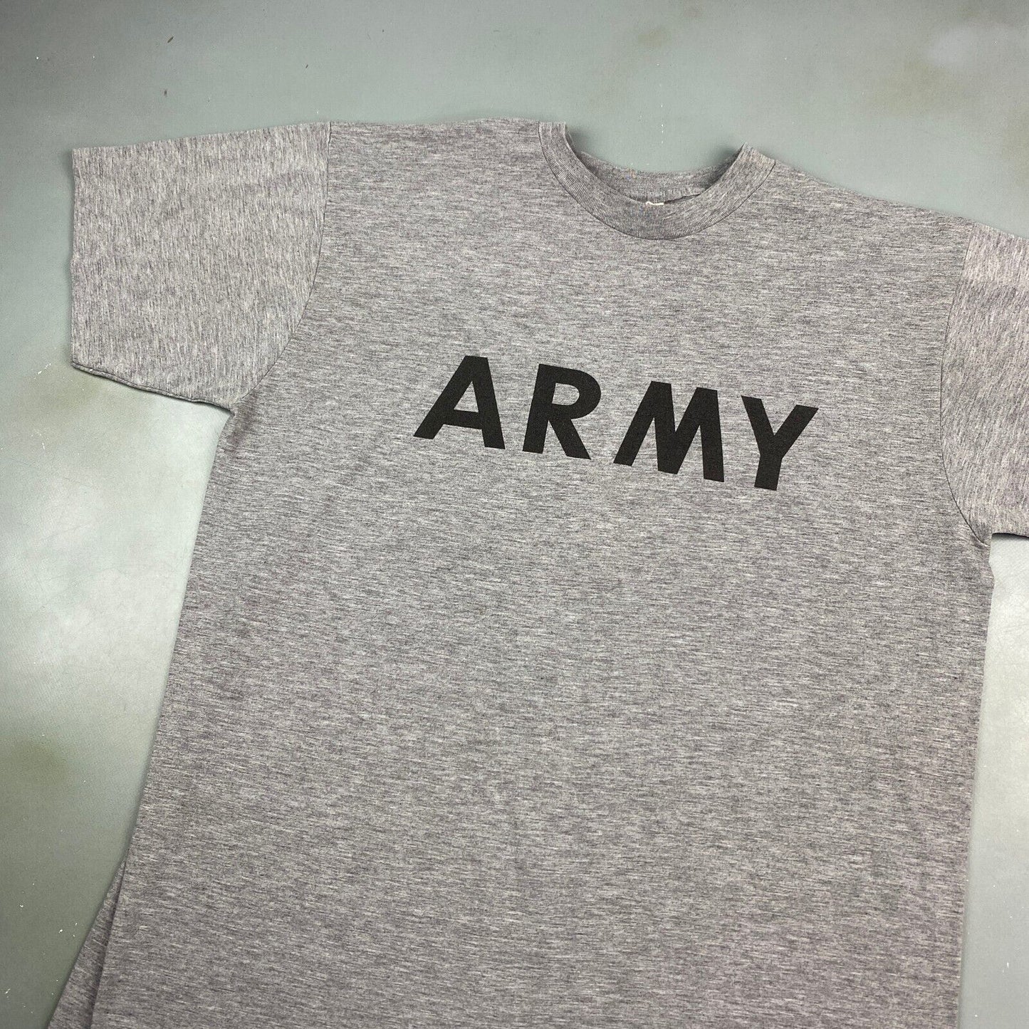 VINTAGE 90s ARMY Grey Graphic T-Shirt sz L-XL Men