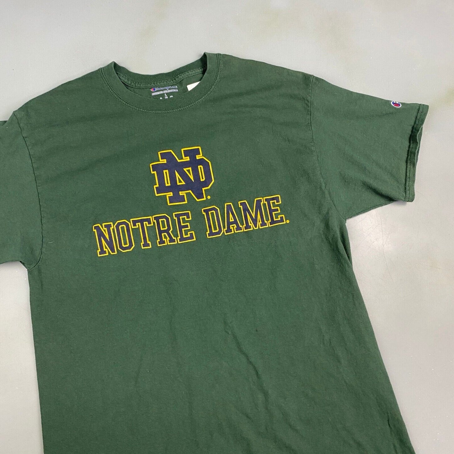 VINTAGE Notre Dame Green Champion T-Shirt sz Large Men Adult