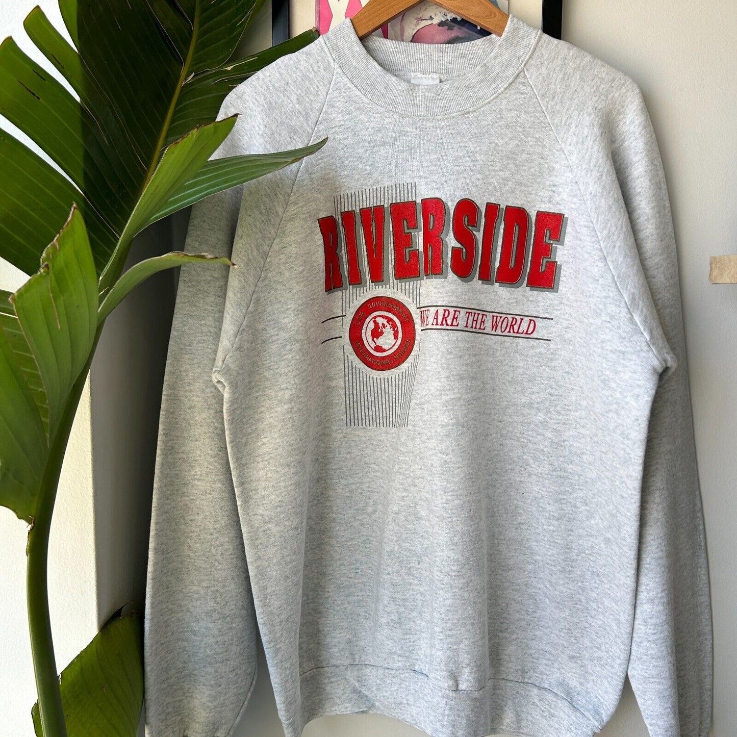 VINTAGE 90s | Riverside Law Collegiate Sweater sz XL Adult