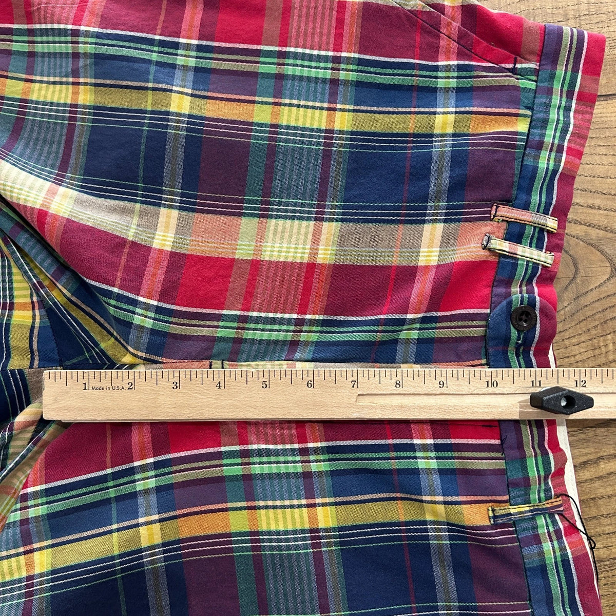 POLO by Ralph Lauren | Vintage Plaid Buckle Back Loose Fit Chino Shorts sz W34