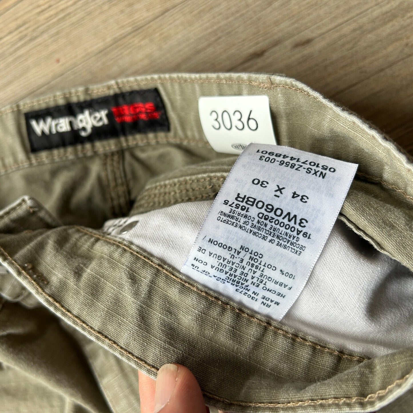 VINTAGE | Wrangler Riggs Double Knee Cargo Workwear Pants sz W34 L30
