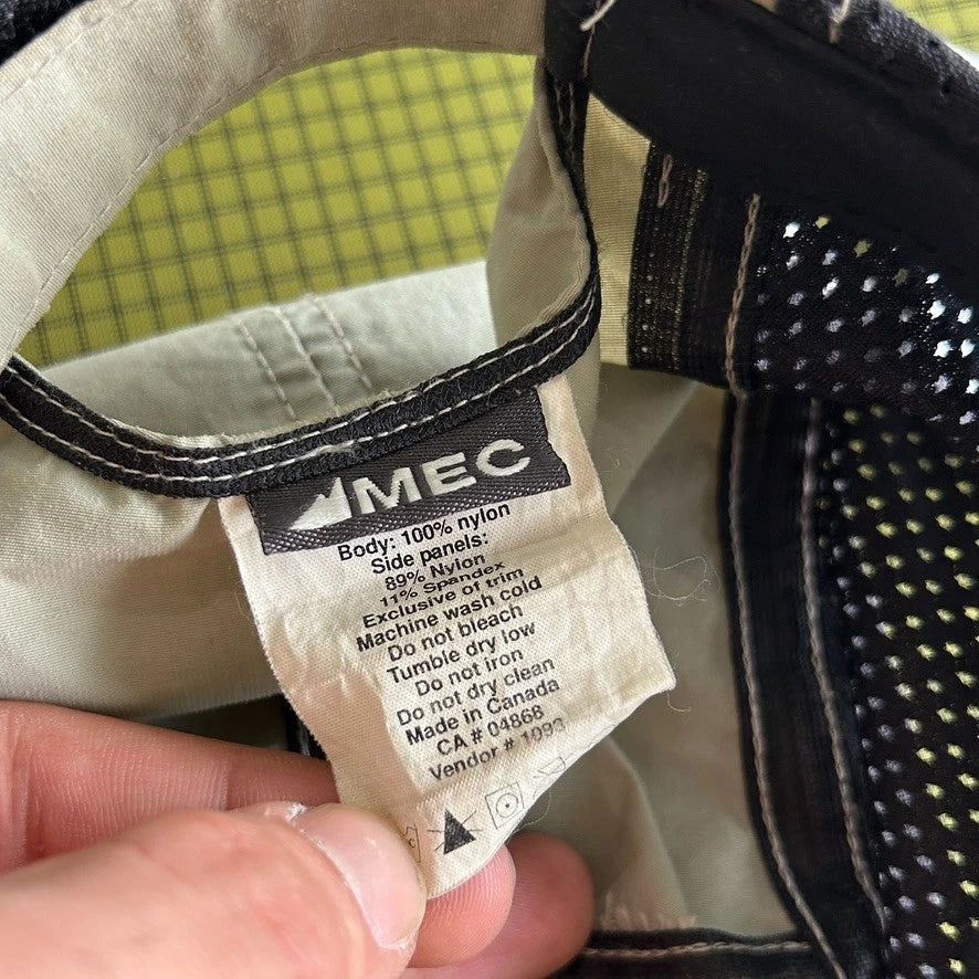 VINTAGE | MEC Technical Reflective 5 Panel Mesh Nylon Cap Hat sz OS
